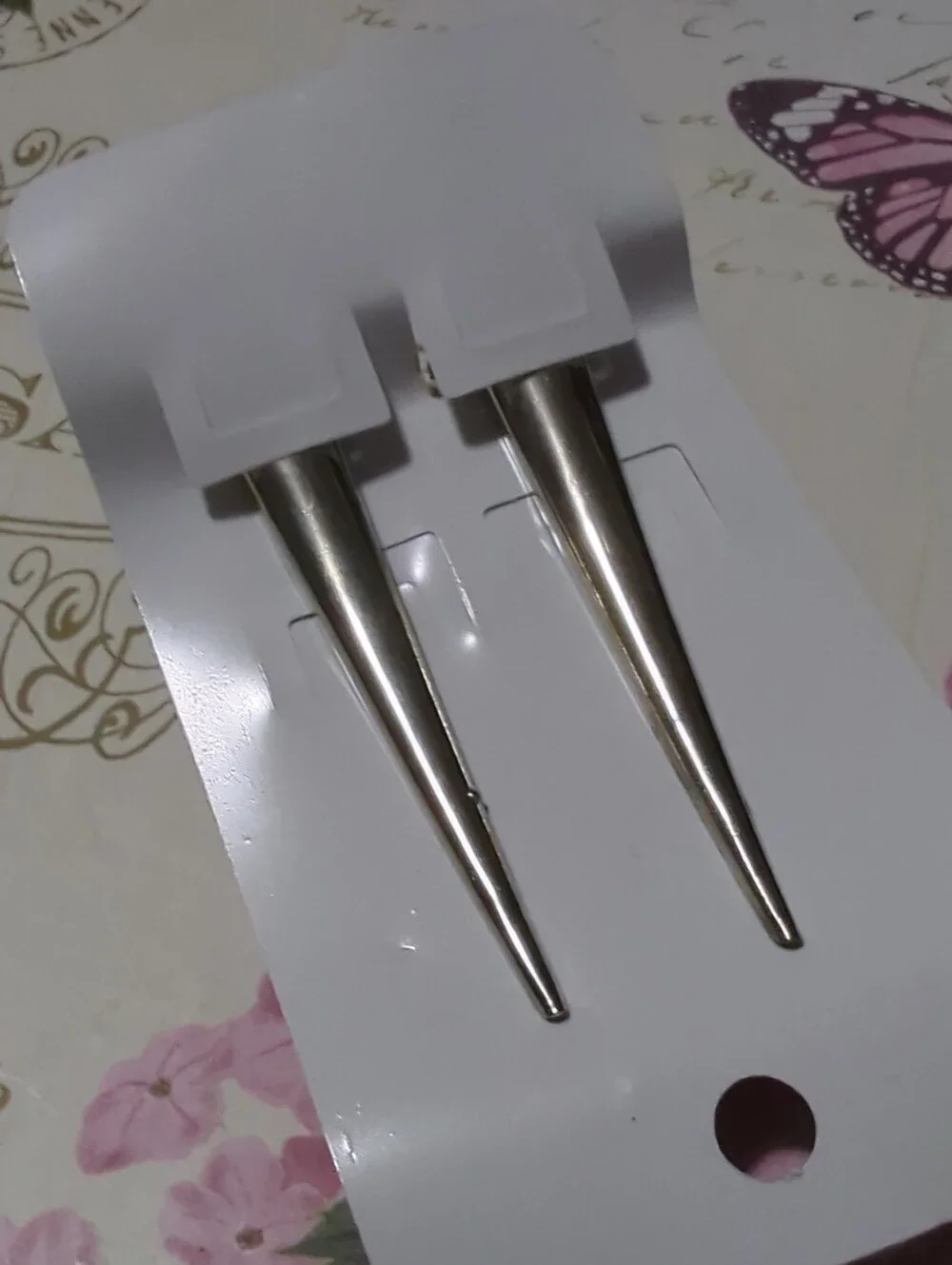 Pair of New / Old Stock Silver Tone Green Jeweled Pelican Style Hair Clips